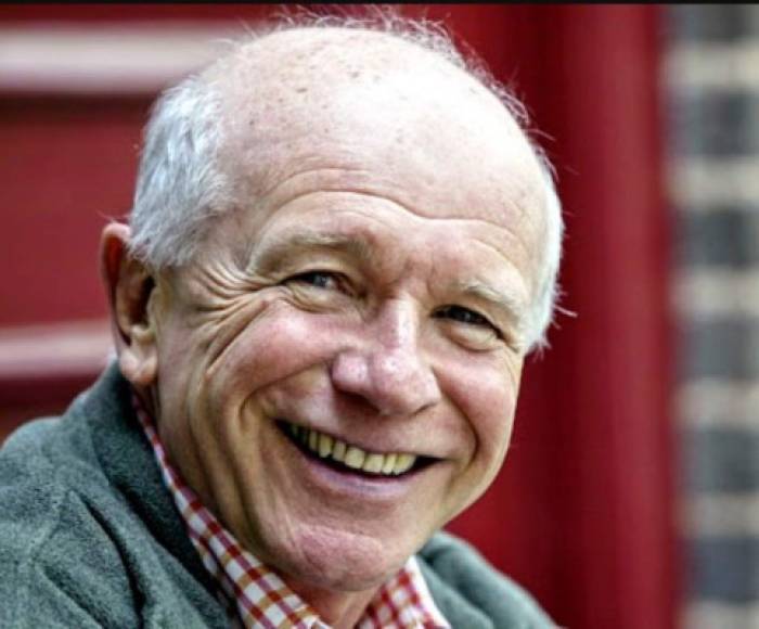 Terrence McNally- 81 años <br/> + 24 de marzo de 2020<br/><br/>El dramaturgo estadounidense, una de las voces más potentes en el teatro contra la discriminación de las personas de la comunidad LGBTQ y los enfermos de sida en los años 80, murió por COVID-19 en Miami, Florida.