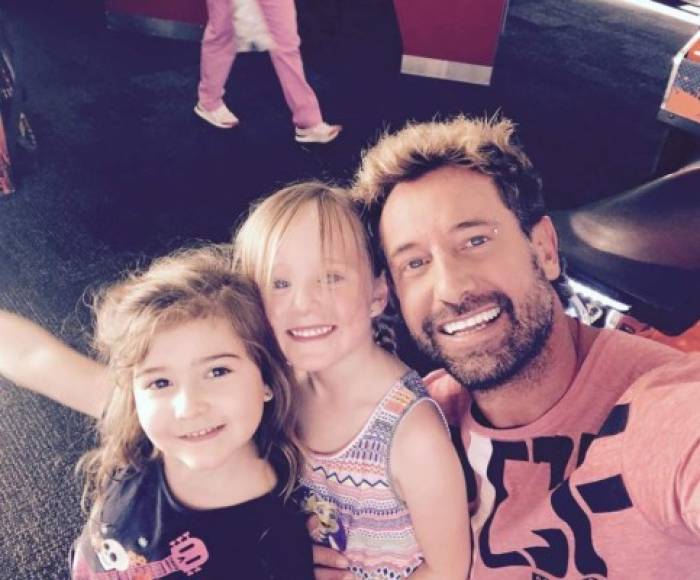 La relación de Geraldine Bazán y Gabriel Soto duró 10 años y producto de esa tuvieron dos hijas, Elissa Marie y Miranda. <br/>