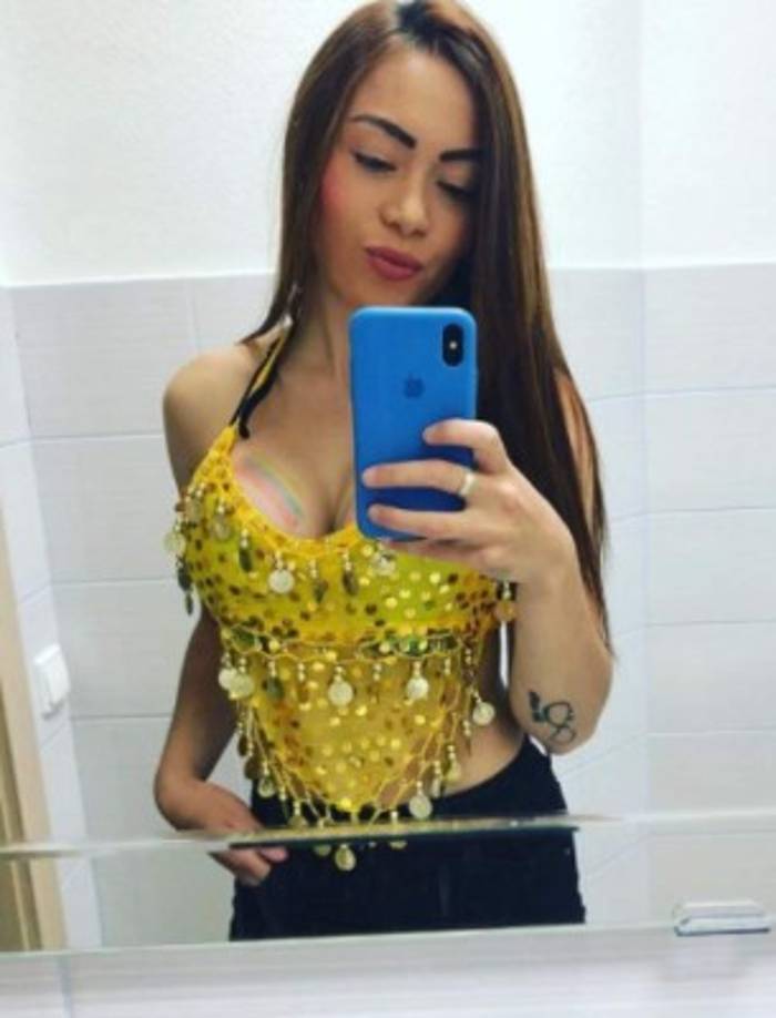 'Yo estaba normal en mi casa y un amigo me dijo ‘estamos en las marchas’ y me dijo que me tenía que hacer más famosa, ellos fueron los que me dieron la idea de hacer el video de TransMilenio y mis amigos me dijeron que teníamos que dañar algo, yo no lo quería hacer y no lo quería subir. A los cinco minutos ya era tendencia por todo lado', dijo Barrera en una entrevista reciente.