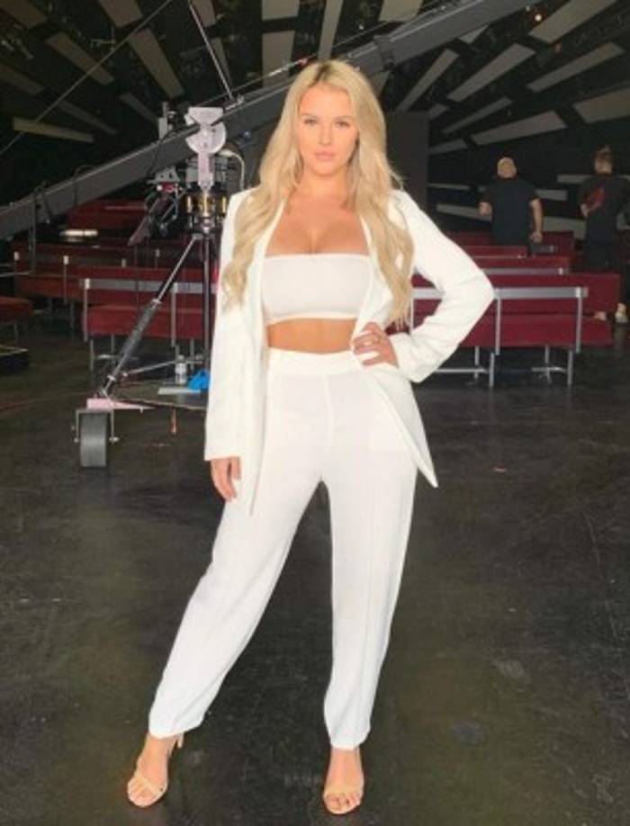 Wolanski tenía más de 300,000 seguidores en Instagram, cifra que ya se disparó hasta el medio millón después de su inesperada aparición en la Champion.