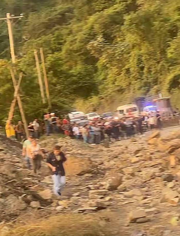 Tras el derrumbe, se reporta un fuerte tráfico en la zona que dirige a la zona occidente y regresa a la zona norte de Honduras.