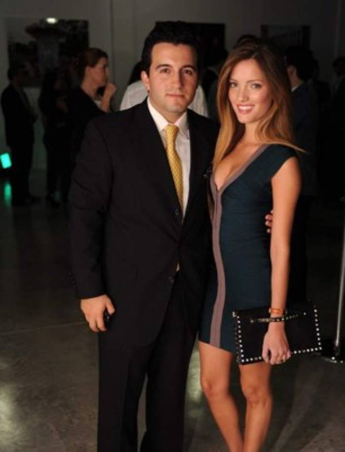 TE PUEDE INTERESAR: <a href='https://www.laprensa.hn/fotogalerias/farandula/1183016-411/luis-miguel-novia-mollie-gould-conquista-menor-michelle-salas' style='color:red;text-decoration:underline' target='_blank'> Luis Miguel tiene novia menor que su hija Michelle Salas</a>