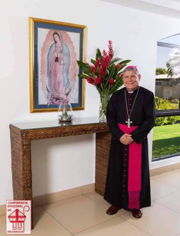 Herrera se convierte en el tercer obispo nicaragüense en ser expulsado de Nicaragua en el último año. Los otros dos son los obispos excarcelados Rolando Álvarez, de la diócesis de Matagalpa (norte), e Isidoro Mora, de la diócesis de Siuna (Caribe). 