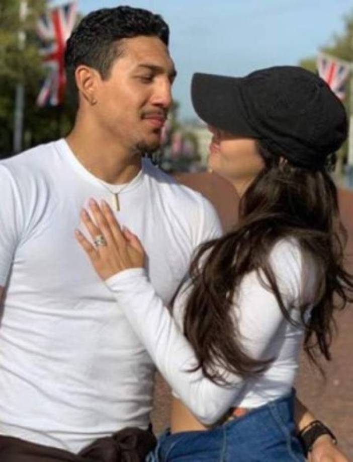 Teófimo López y su esposa Cynthia Ortez en uno de los viajes que realizaron a Londres, Inglaterra.