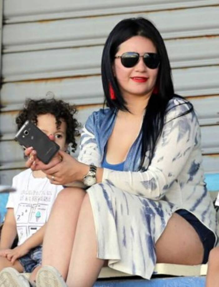 Muchas linduras asistieron al estadio Nacional para ver el Olimpia-Marathón.