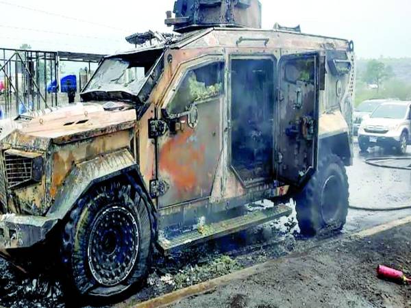 El vehículo blindado Black Mamba quedó destruido en la carretera CA-5 a inmediaciones de Támara. Se informó que tiene garantía y será reemplazado por uno nuevo.