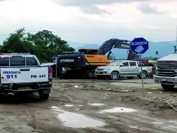 El cuerpo de Marco Antonio Tejada quedó en un vehículo.