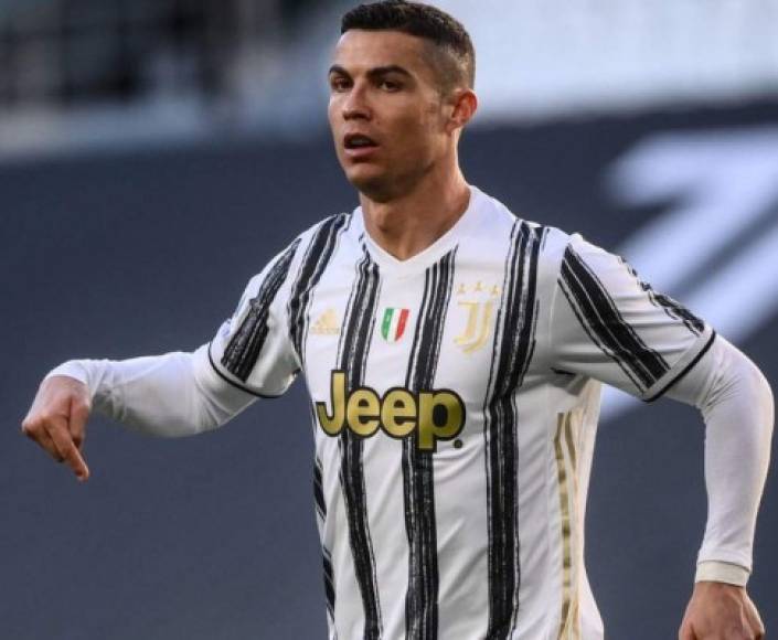 Según apunta ‘La Gazzetta dello Sport’, Cristiano Ronaldo le ha comunicado a la Juventus su intención de seguir una temporada más en Turín. Está ansioso por volver y ganar todo. Foto AFP.<br/>