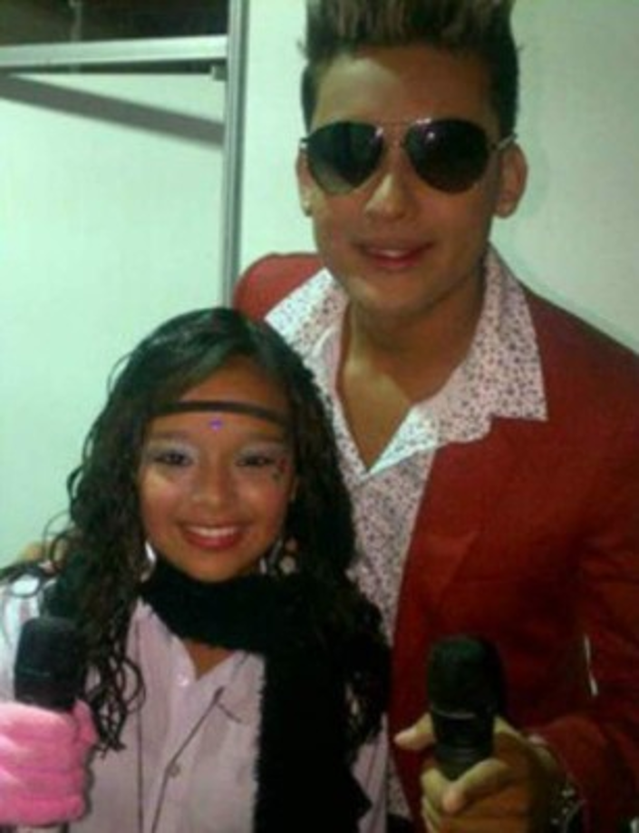 Josenid tenía solo 11 años cuando interpretó 'Su nombre en mi cuaderno' al lado de Makano. La canción fue un tremendo éxito para ambos artistas y convirtió a Josenid en una futura estrella de la música.