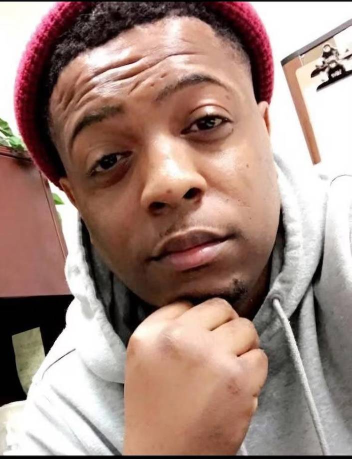 Otros de los fallecidos son Reggie Hunter, un hombre de 37 años padre de dos hijos.