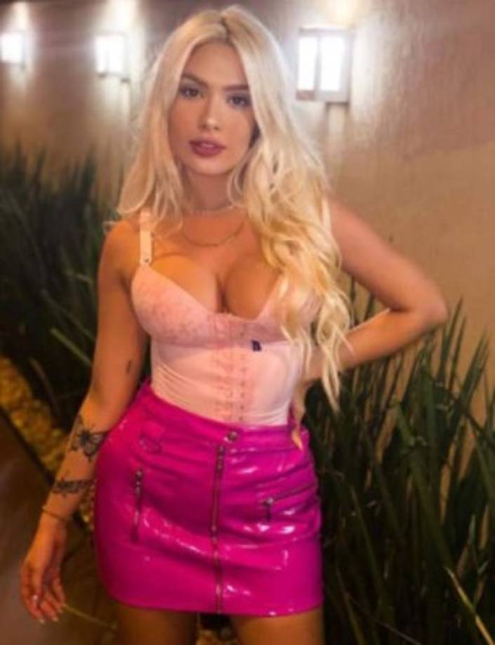 Karoline Lima tuvo una pequeña relación sentimental con Neymar a comienzos del 2021 y hoy lo olvidó por completo.