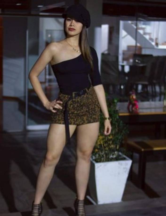 <a href='https://www.instagram.com/p/B6dcSJolVH1/' style='color:red;text-decoration:underline' target='_blank'>Toca para ver el video de la policía más sexy del Perú</a>