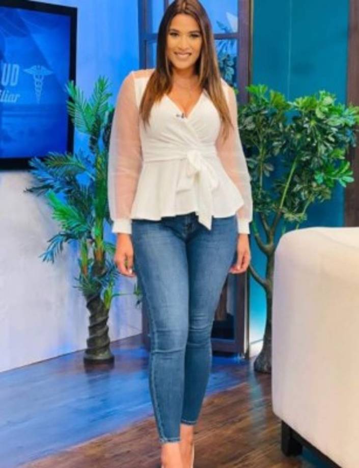 Carolina es una de las presentadoras hondureñas con mayor número de seguidores en las redes sociales.