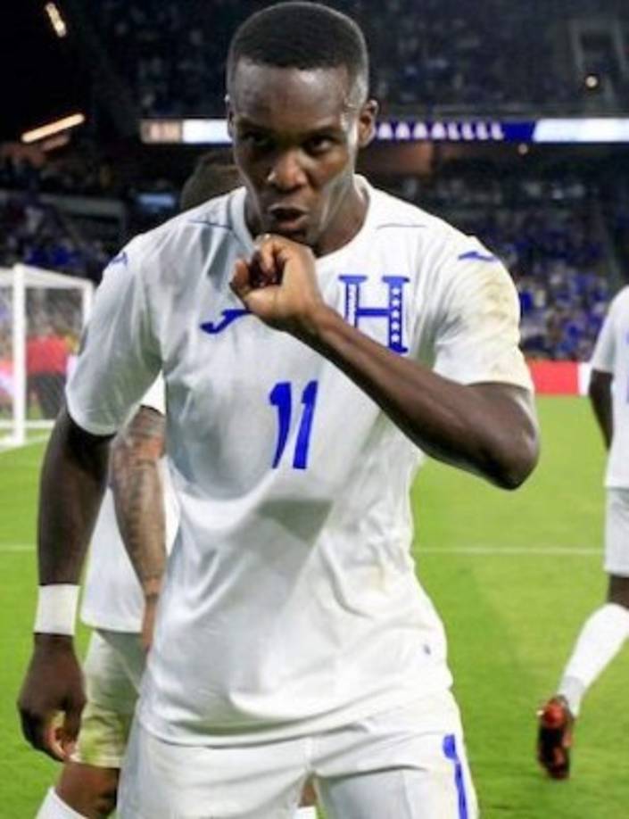 Rubilio Castillo: Oficial: El delantero hondureño deja al Saprissa de Costa Rica y ha sido anunciado como nuevo fichaje del club Tondela de la primera división de Portugal.