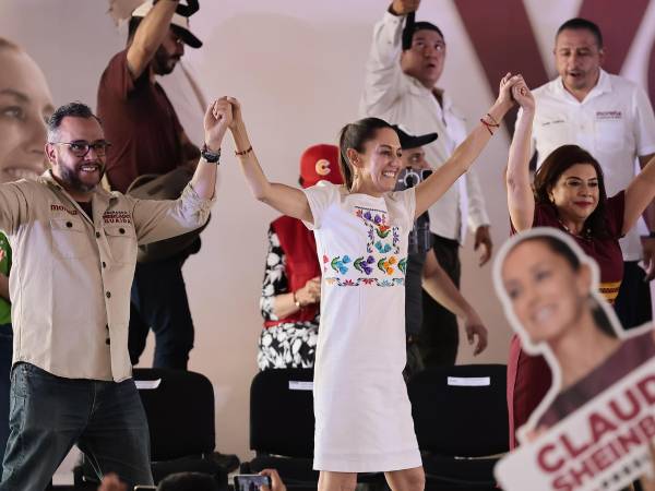 La candidata oficialista a la presidencia de México, Claudia Sheinbaum, es la favorita para los comicios generales de este domingo.