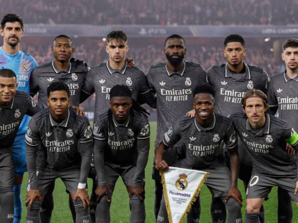 Real Madrid es segundo en la Liga por detrás del Barcelona y el fin de semana se enfrentan en la final de Copa.