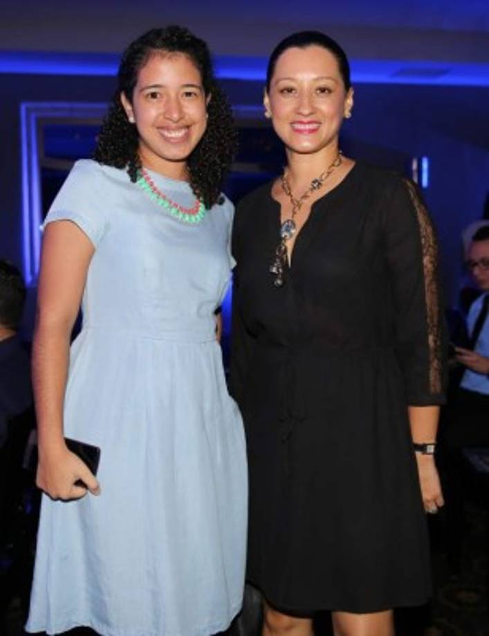 Mónica Soto y Marisol Pierrefeu.