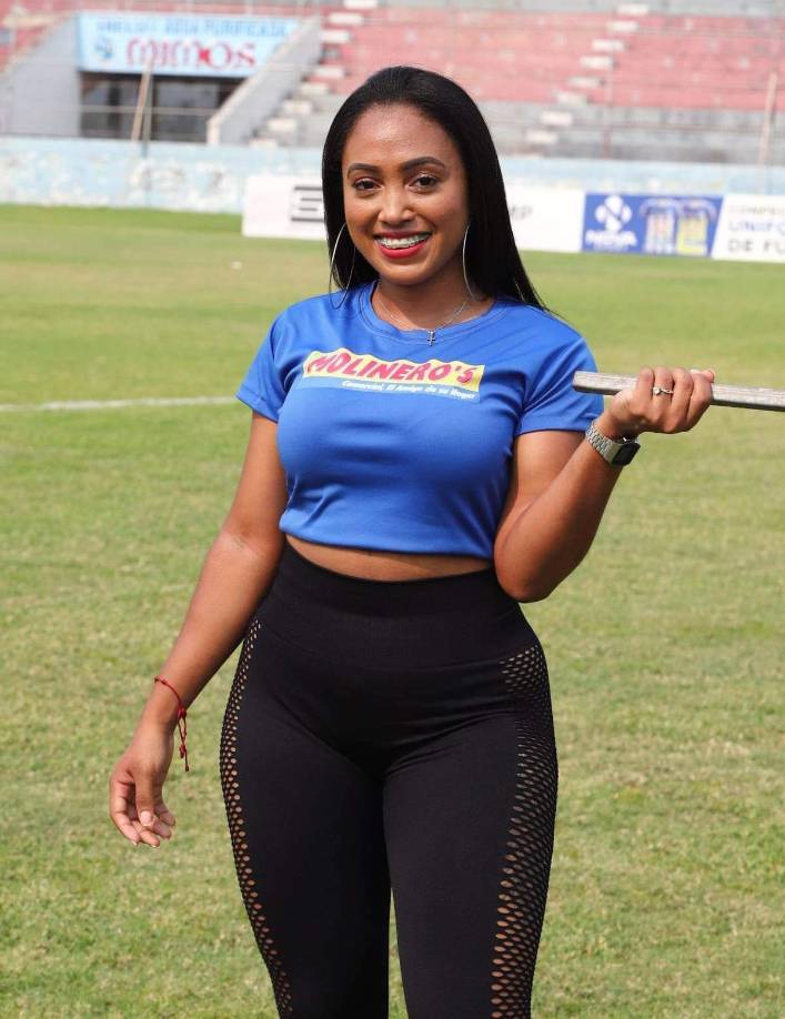 Ambiente y lindas chicas: así se vivió la jornada 17 del Clausura