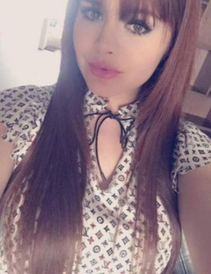 Rubí vivió con el Chapo varios días en las montañas de Sinaloa, donde el capo se ocultaba de la justicia mexicana. Tras terminar su relación, la joven se mudó a Estados Unidos donde inició una nueva vida.