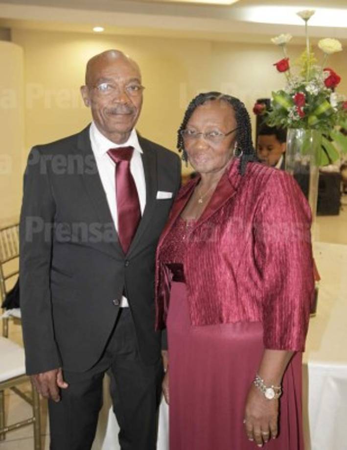 Al evento de los padres de futbolista internacional tuvo acceso en exclusiva LA PRENSA.