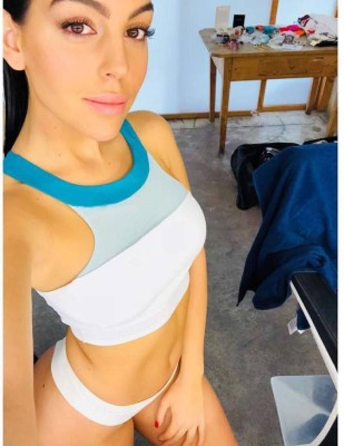 La española de padres argentinos, estará apoyando al Cristiano Ronaldo, padre de su hija menor Alana Martina, desde algún palco VIP.<br/><br/>