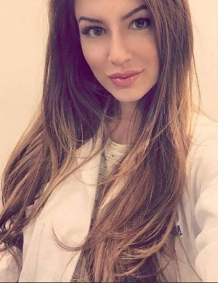 Mindy Sittinpretty tiene 31 años y cautiva en Instagram con sus selfies.