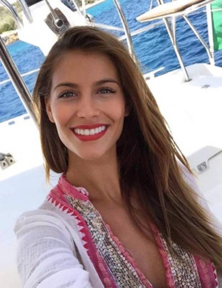 En dos años de soltería, a el portugués le han atribuido muchas novias, Desiré sería una novia formal.