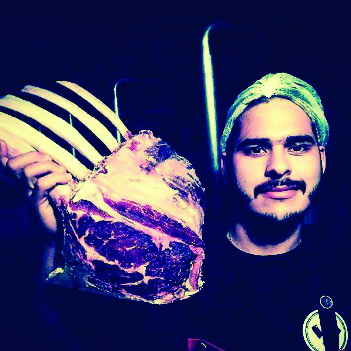 El chef hondureño, originario de San Pedro Sula, se encuentra a salvo.