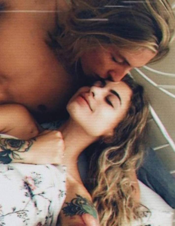 El amor entre Michelle y Christian fue a primera vista, empezaron a salir juntos casi de inmediato.