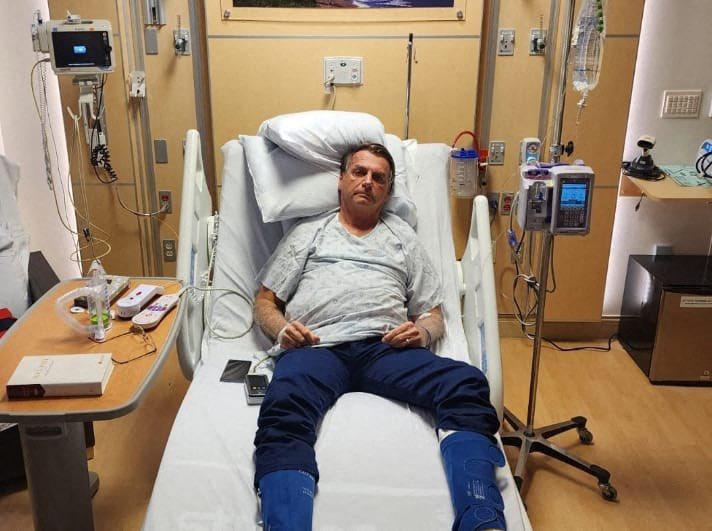 Bolsonaro confirma que está hospitalizado en Florida por problema intestinal