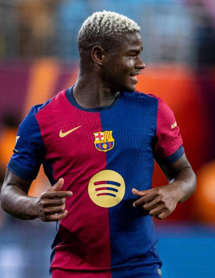 Informa Fabrizio Romano, que el Barcelona recibió una oferta formal por Faye de parte del Stade Rennes. El importe ascendería hasta los 10 millones de euros más un porcentaje del 20/25% de una futura venta.