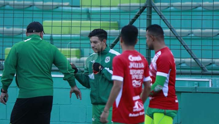 El joven “Patito” Cabrera llegó para esta temporada al Marathón y lamentablemente se pierde el torneo por lesión.