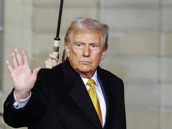 Donald Trump, durante su presidencia, adoptó una política exterior centrada en el principio de “América Primero”, que incluía la retirada de las tropas estadounidenses de conflictos prolongados.