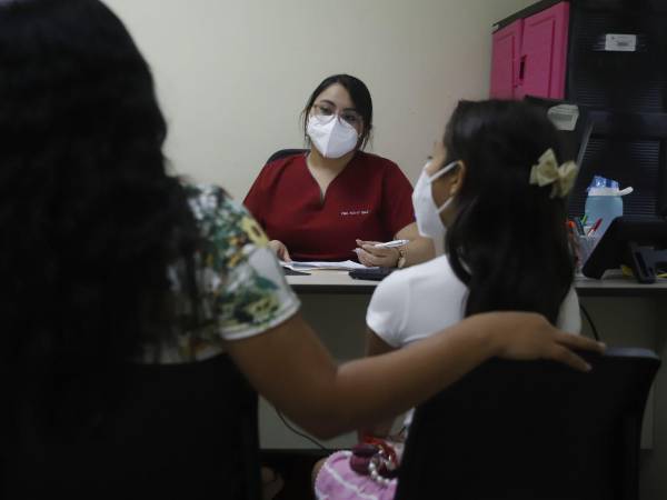 Niños llegan desregulados emocionalmente, tristes y con padres que trabajan todo el día, sin darse cuenta de lo avanzado que esté el trastorno de sus hijos.