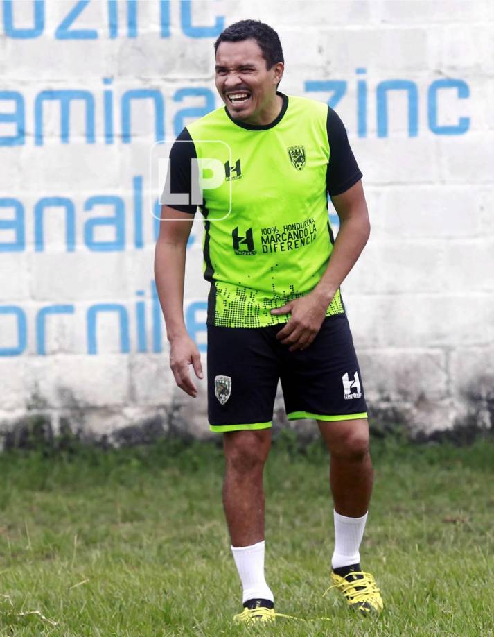 La alegría de ‘Rambo‘ de León por disfrutar de su pasión: el fútbol.