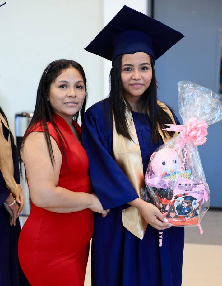 Leida Díaz y Dayana Bonilla 