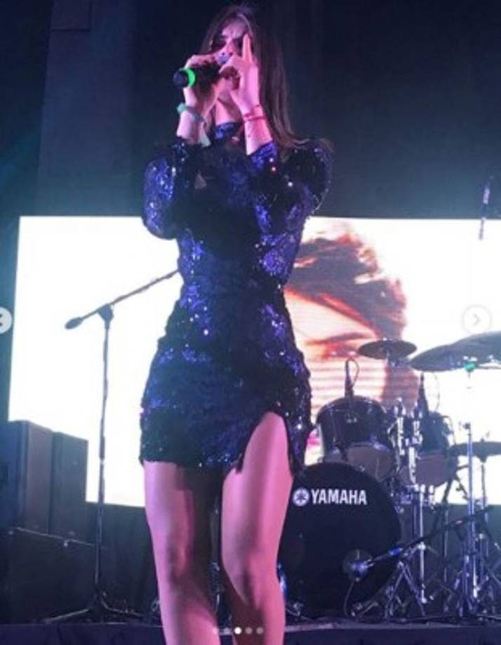 En sus redes sociales es muy activa y cuenta con miles de seguidores que le escriben constantemente.