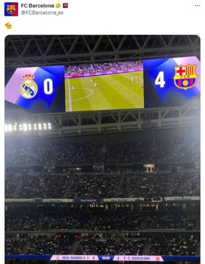 Una vez finalizado el encuentro, fue el momento de presumir el marcador que mostraba el tablero del Bernabéu.