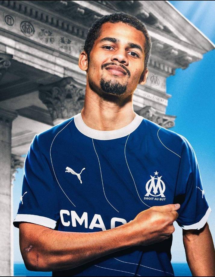 El Olympique de Marsella ha llegado a un acuerdo por el fichaje de Iliman Ndiayeentre. El jugador procedente del Sheffield United firmará un contrato hasta 2028, detalla Fabirzio Romano.