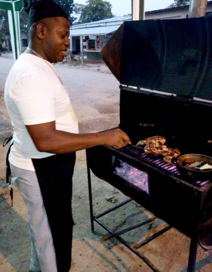 Esta semana, los tres restaurantes de La Esquina del Sabor, recibieron la certificación de cuatro estrellas por parte de la Asociación de Chef de Francia en Honduras, Le Toques Blanches.