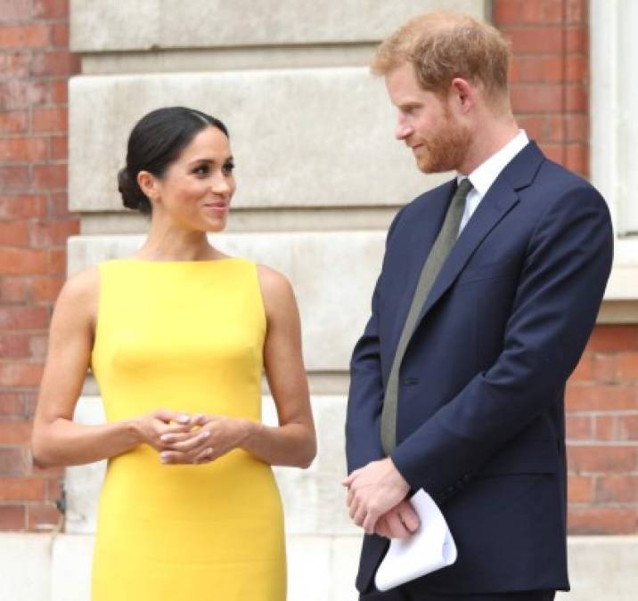 La situación entre Meghan y la familia de su marido era tensa, como se supo después por la entrevista que ella dio a la presentadora Oprah Winfrey en marzo, cuyo tema principal fue la salida de la pareja real para buscar su independencia.