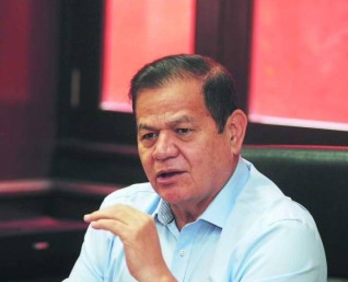 El excandidato presidencial negó cualquier aseveración que lo vincule con dicha maquinaria donada por la ALBA. 