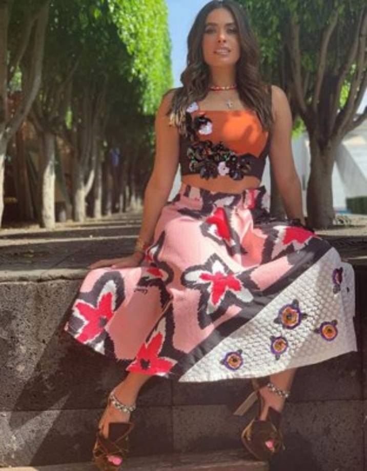 Montijo se ha convertido en una de las caras más queridas de la televisión mexicana, y cada vez que cuelga fotos en sus redes son toda una sensación.