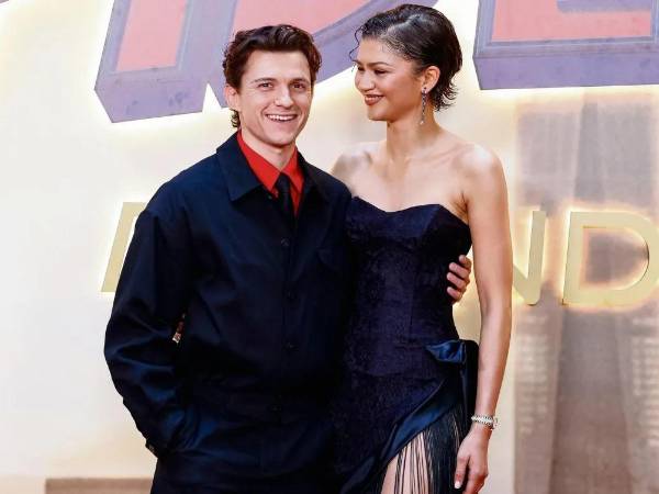 Tom Holland y Zendaya en una reciente presentación de <i>Spider-Man: Brand New Day. </i>