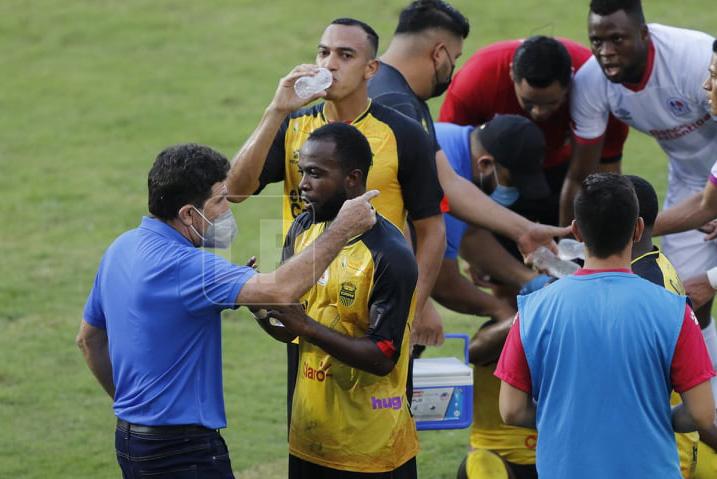 Héctor Vargas tras su debut con Real España: “Encontré un plantel que estaba sin rumbo definido”