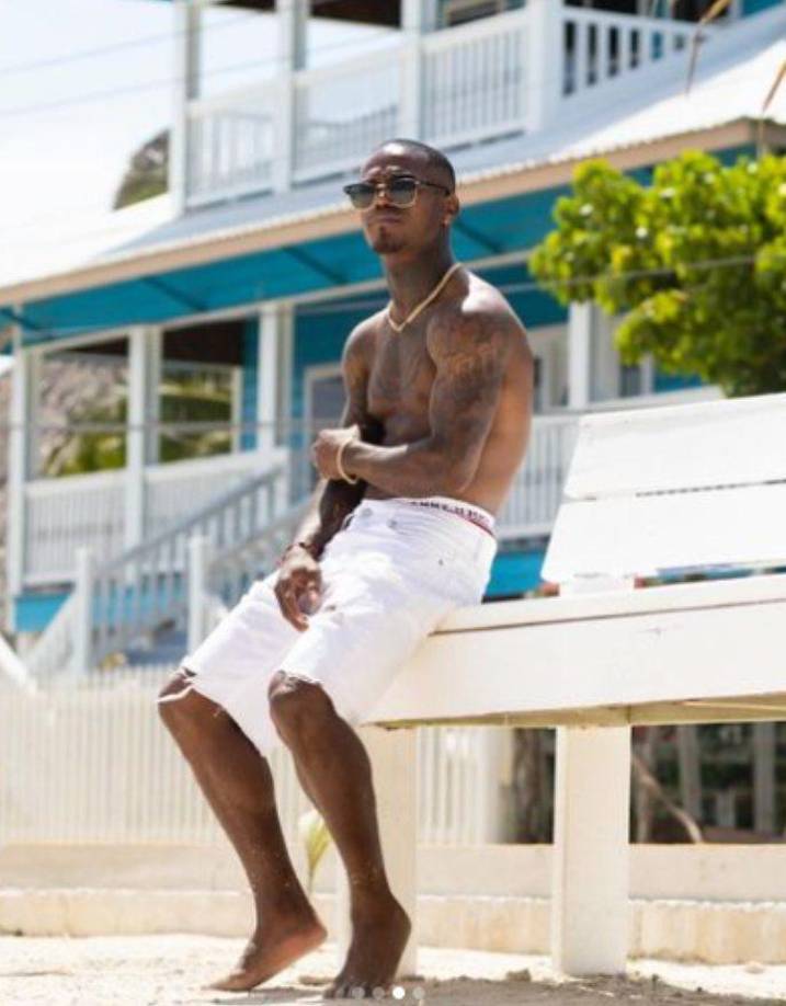 Solani Solano: El veloz jugador del Olimpia disfrutó de las hermosas playas de Honduras.