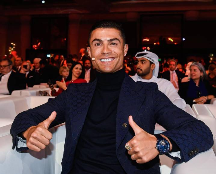 Cristiano Ronaldo se llevó los focos en la ceremonia de la 18.ª edición de los Globe Soccer Awards en Dubái.