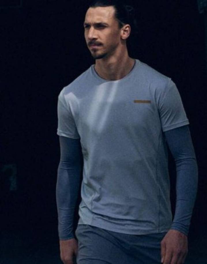 Zlatan Ibrahimovic: Sin equipo tras acabar contrato con el ManUnited, tiene abiertas las puertas de Los Ángeles Galaxy. Su presidente, Chris Klein, ha declarado que el club californiano está interesado por 'un jugador de este calibre'.