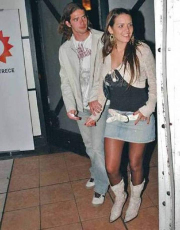 Cuando el mediocampista argentino Fernando Gago fichó por Real Madrid en 2006 viajó a España junto a su novia Micaela Vázquez, una joven actriz y bailarina argentina, sin embargo al llegar a Europa la joven tuvo un acercamiento con el también futbolista Gonzalo Higuaín, informó el portal Terra.