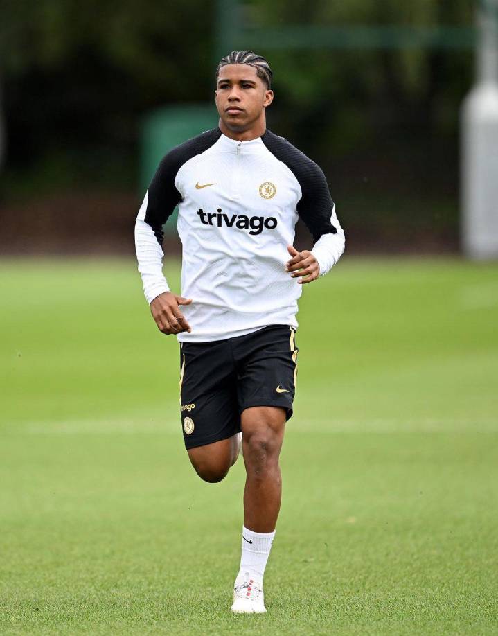 El Chelsea retirará a Andrey Santos cedido en Nottingham Forest, ya que el club planea buscar nuevas soluciones para el futbolista, por que necesita jugar con regularidad.